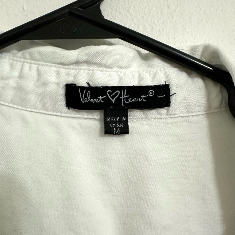 White Button-Down Top - Picture 5 of 7